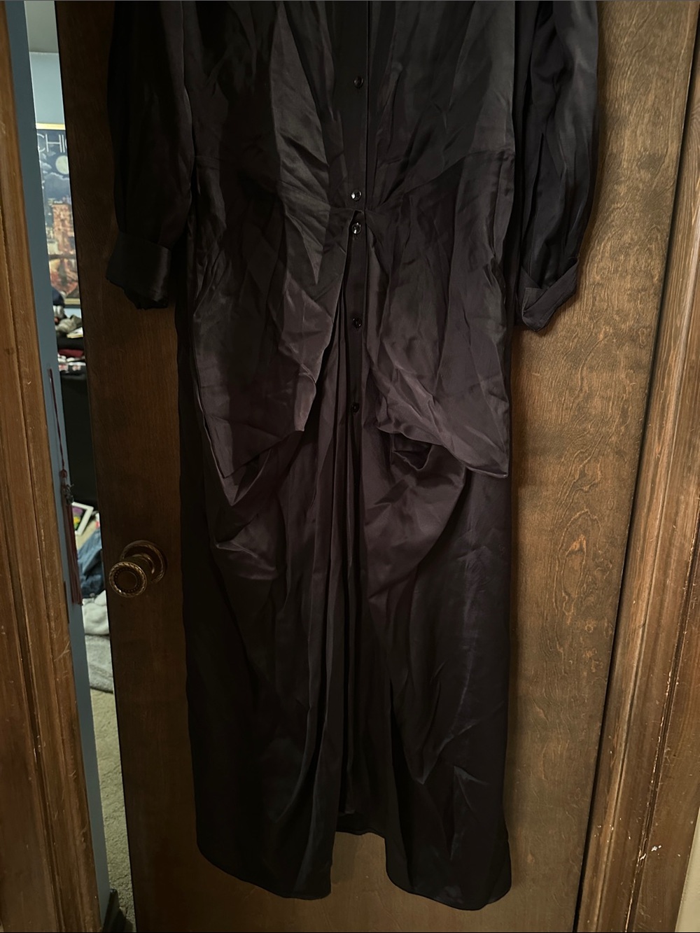 Toteme Slouch Crepe Satin Button-Front Long Sleeve Shirt Dress - Black - Picture 4 of 5
